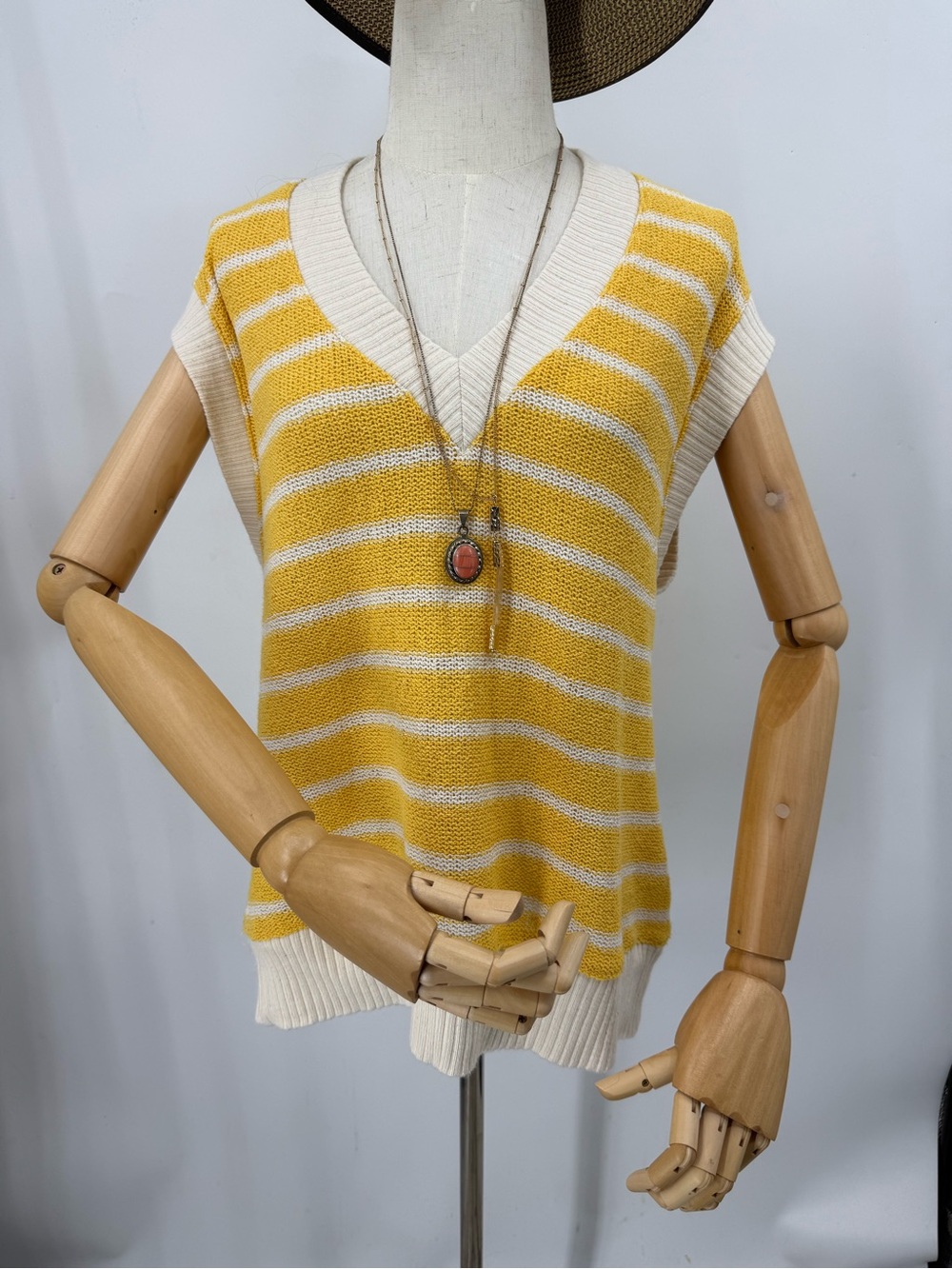 Zara Yellow and Cream Striped oversized, relaxed, fit V-Neck Sweater Vest S - Picture 7 of 10